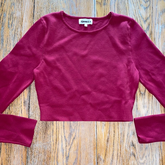 ABOUT US raspberry rayon, nylon,spand,cropped top - Picture 1 of 6